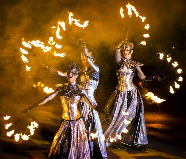 VII Moscow International Street Theater Festival «Universal Carnival of Fire 2017»
