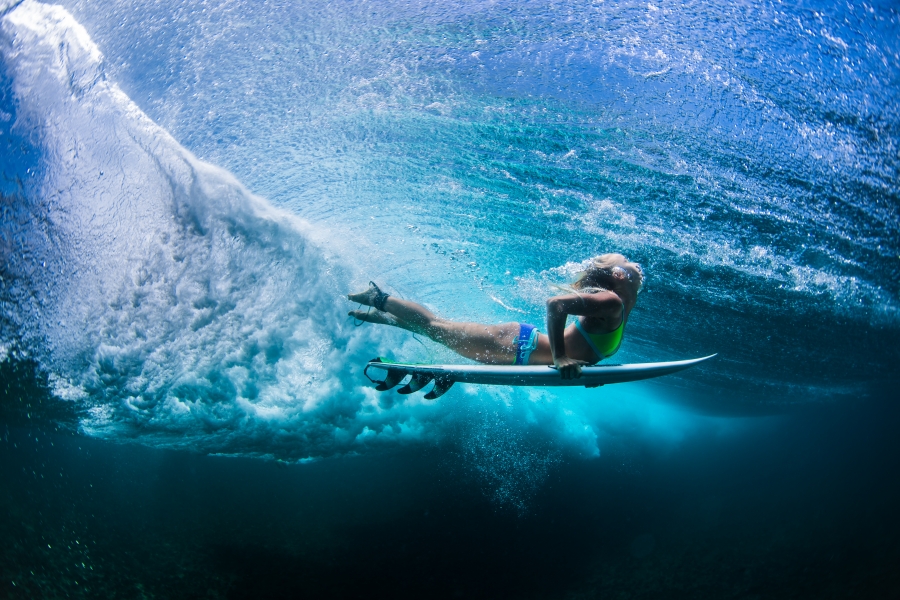 Photo exhibition of surf-travel photographer Gvozdulin Artema