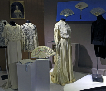 Exhibition “Patterns of wedding lace”